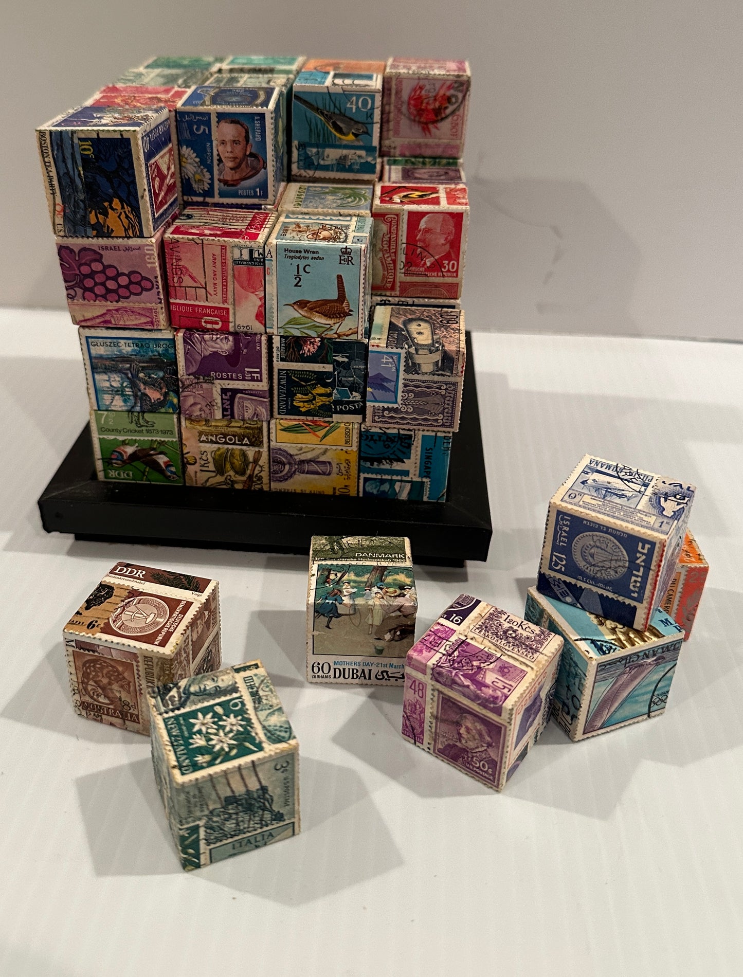 INTERNATIONAL STAMP BLOCKS