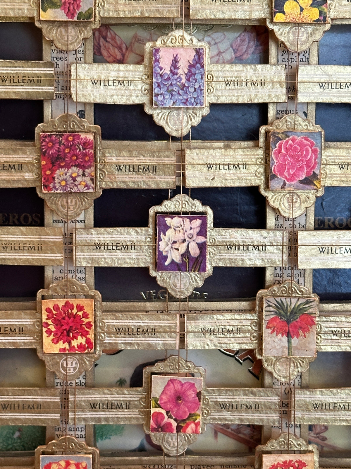 MEDIUM WILLEM II FLOWERS No. 2 CIGAR BOX